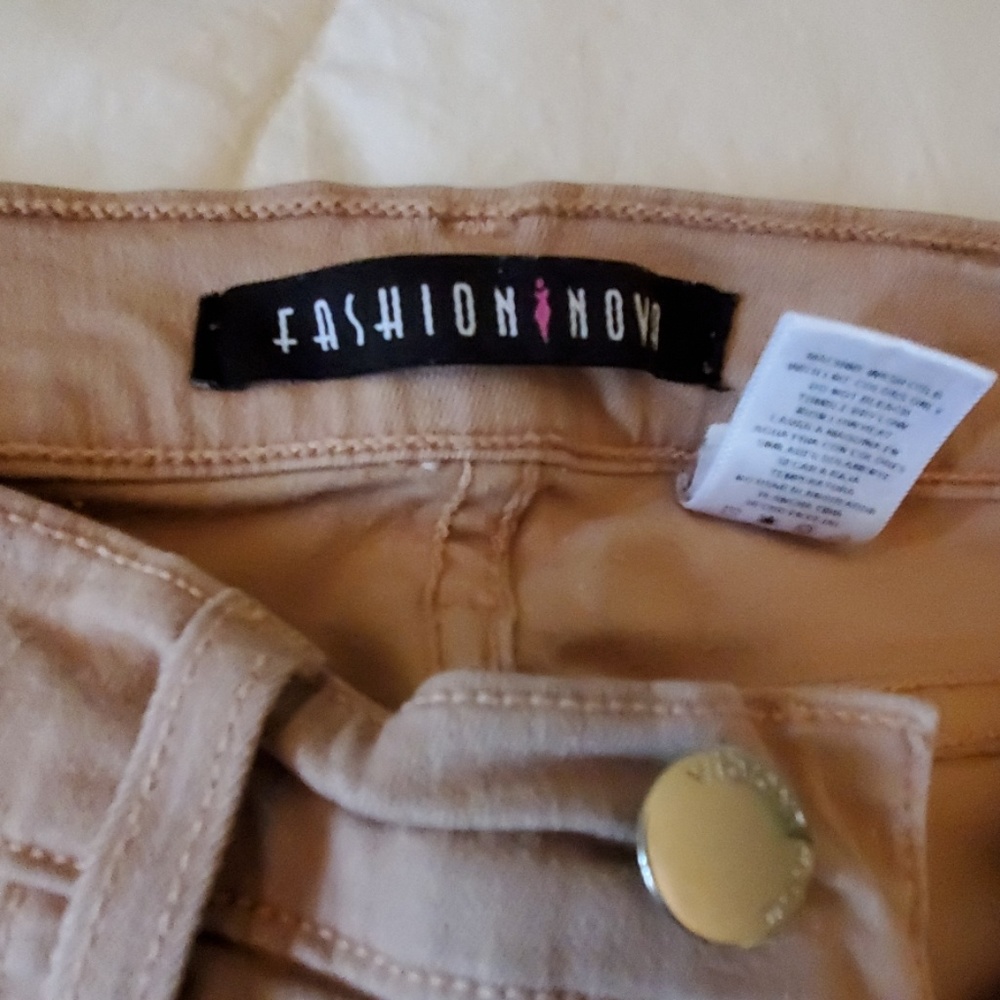 Jeans - Picture 2 of 5